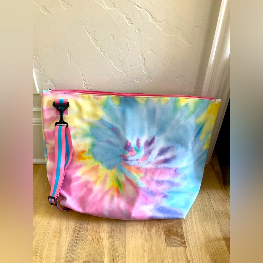 IScream Tie Dye Overnight Bag